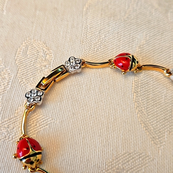Bling Jewelry Ladybug Bracelet. - Picture 6 of 6